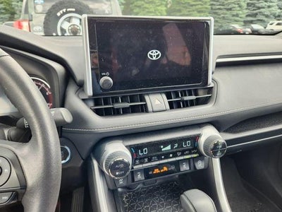 2025 Toyota RAV4 XLE AWD