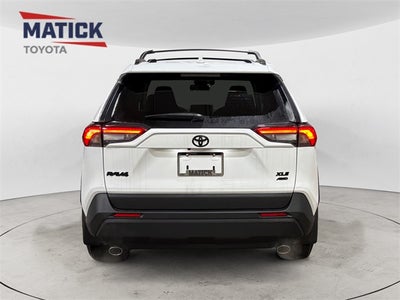 2025 Toyota RAV4 XLE