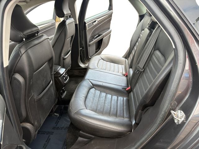2016 Ford Fusion Hybrid SE