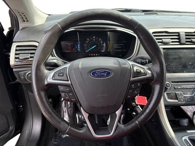 2016 Ford Fusion Hybrid SE