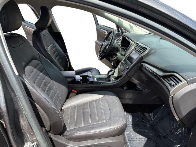 2016 Ford Fusion Hybrid SE