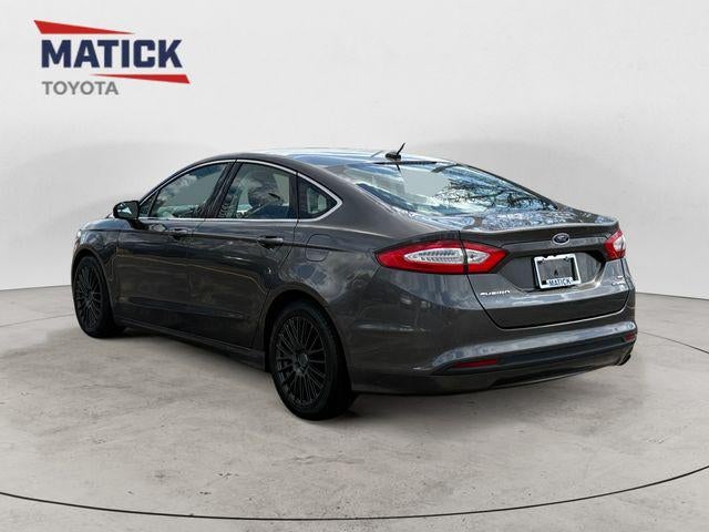 2016 Ford Fusion Hybrid SE