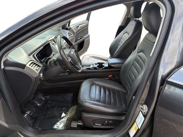 2016 Ford Fusion Hybrid SE