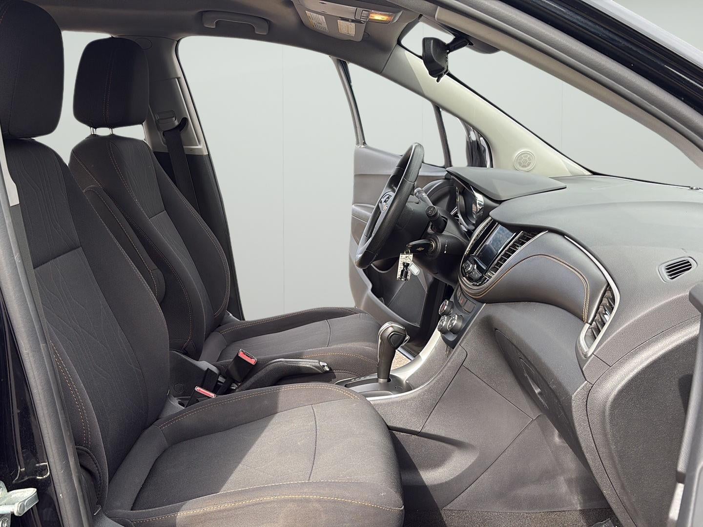 2020 Chevrolet Trax LT - Photo 12
