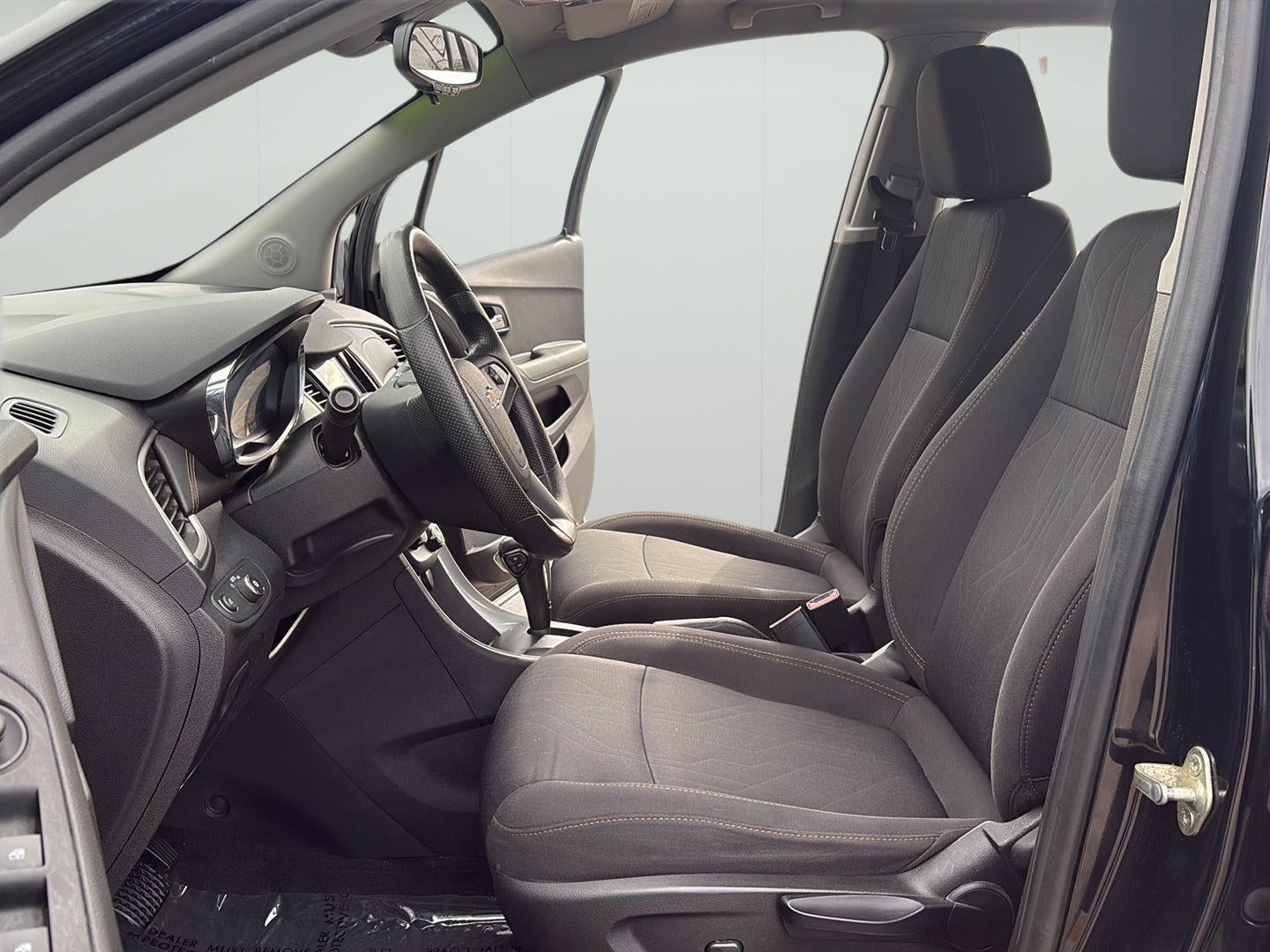 2020 Chevrolet Trax LT - Photo 18