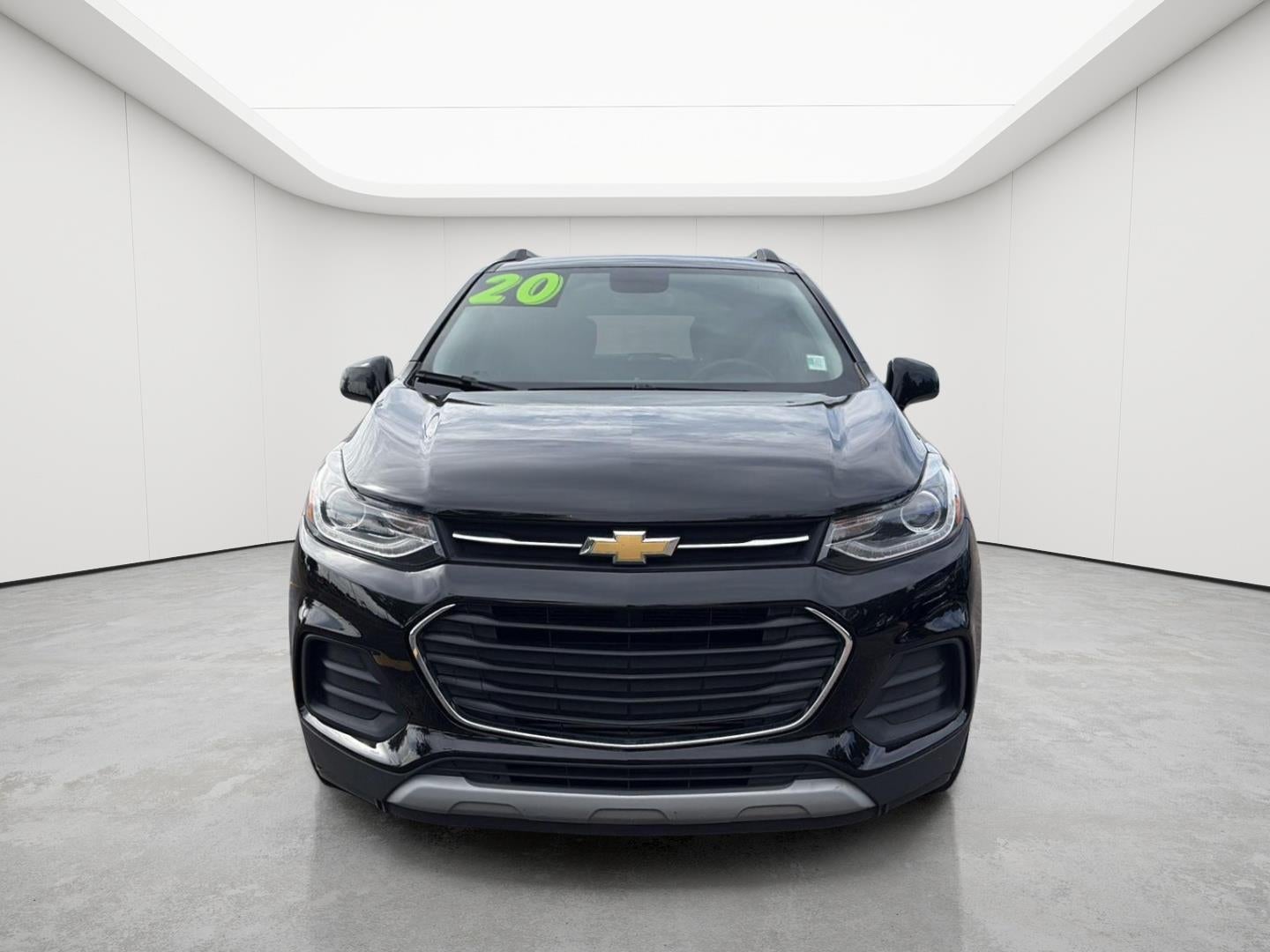 Used 2020 Chevrolet Trax LT with VIN 3GNCJLSB6LL135427 for sale in Macomb, MI