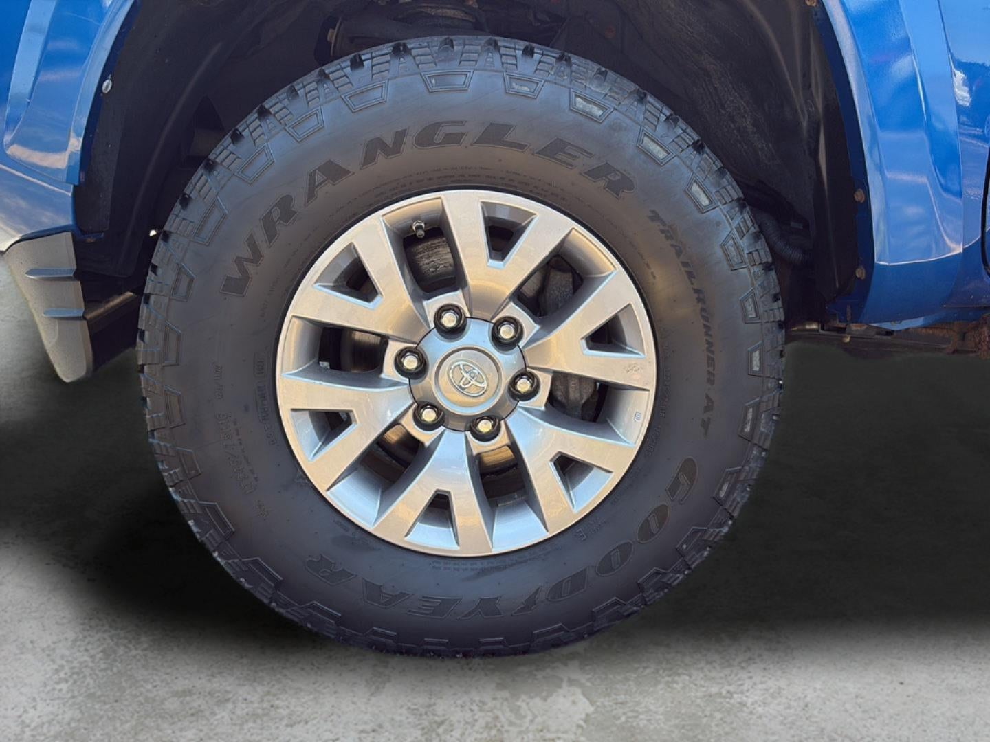 2018 Toyota Tacoma SR5 V6