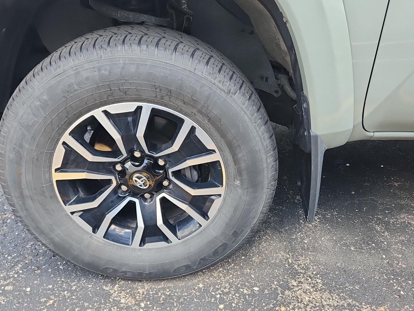 2023 Toyota Tacoma SR V6