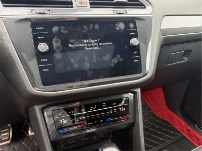 2022 Volkswagen Tiguan SE R-Line Black