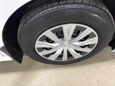 2021 Toyota Camry Hybrid LE