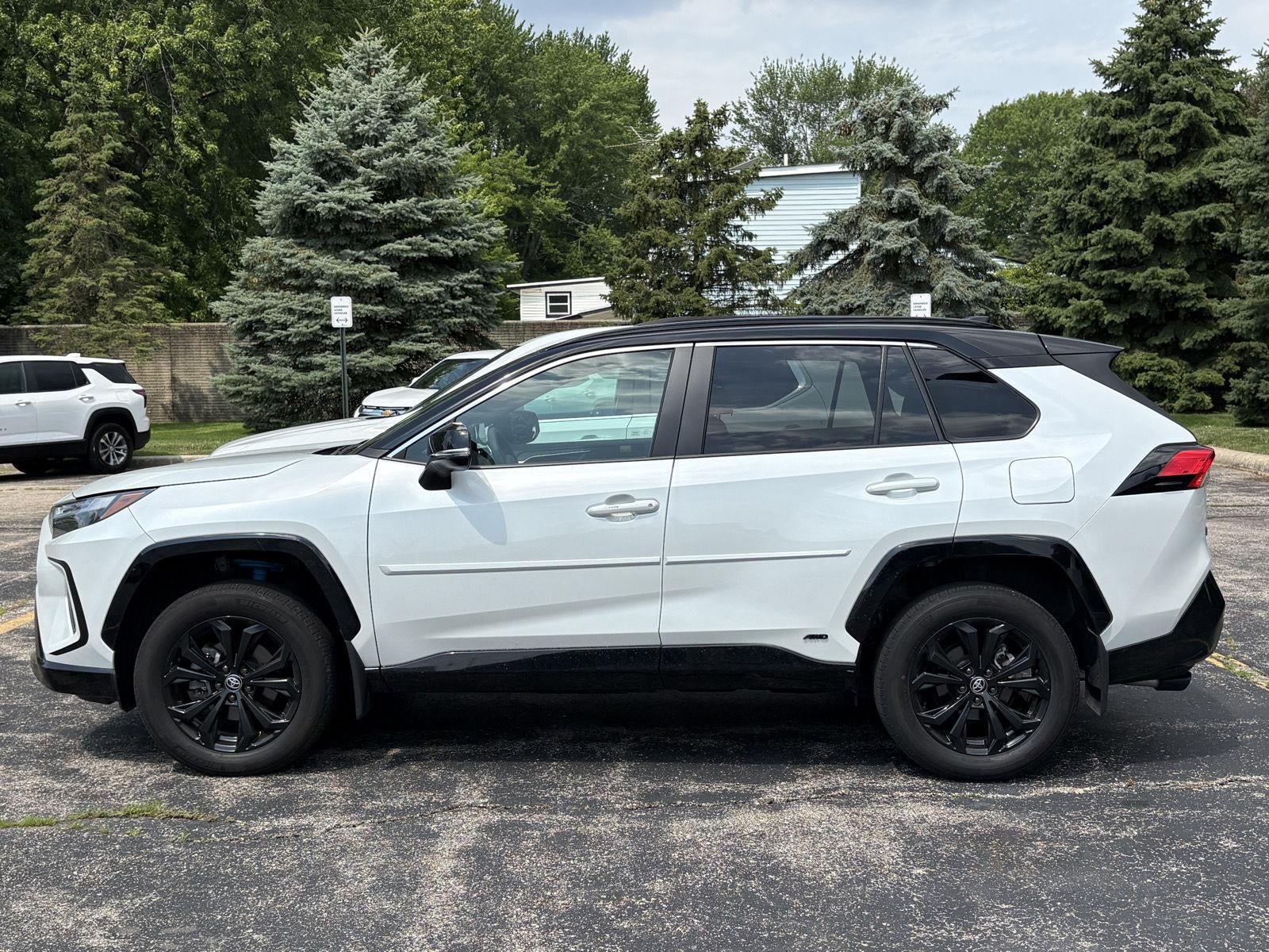 2025 Toyota RAV4 Hybrid XSE