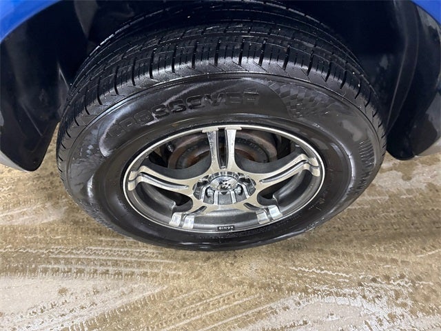 2004 Saturn VUE Base