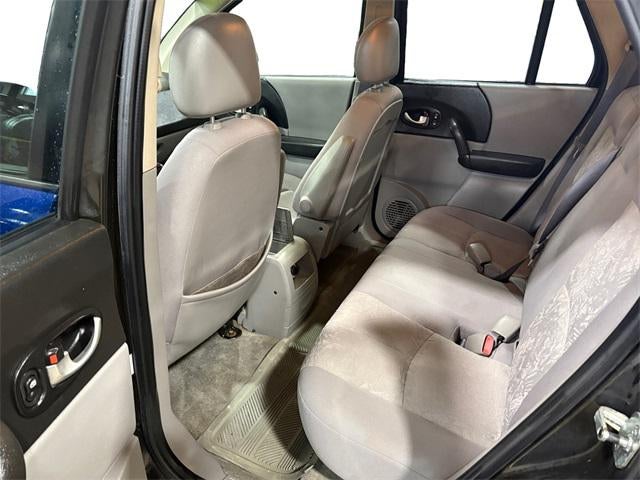 2004 Saturn VUE Base