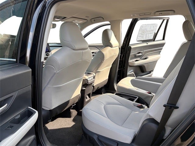 2026 Toyota Grand Highlander Hybrid XLE