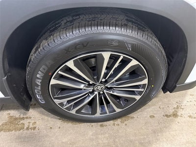 2026 Toyota Grand Highlander Hybrid MAX Platinum