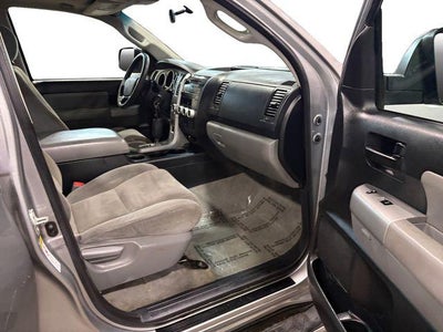 2008 Toyota Sequoia SR5 5.7L