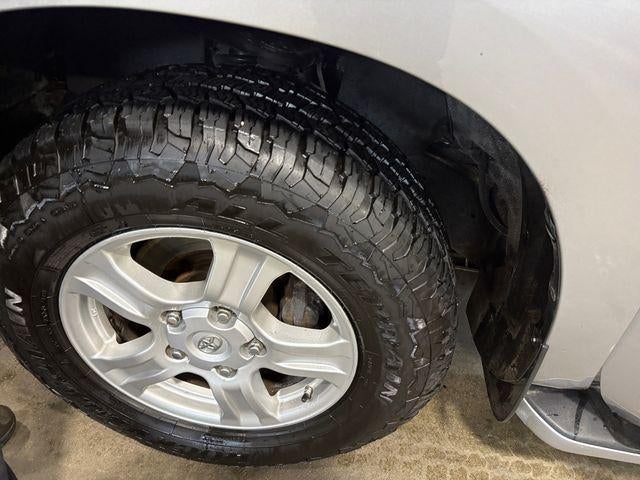 2008 Toyota Sequoia SR5 5.7L