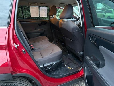 2022 Toyota Highlander LE