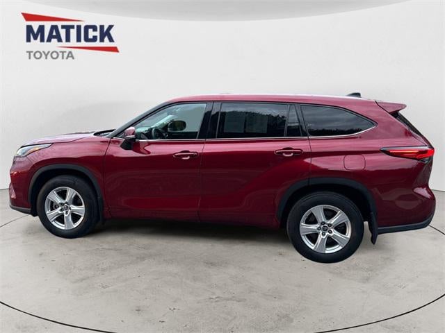 2022 Toyota Highlander LE