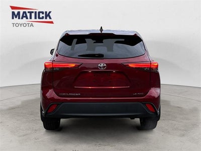 2022 Toyota Highlander LE