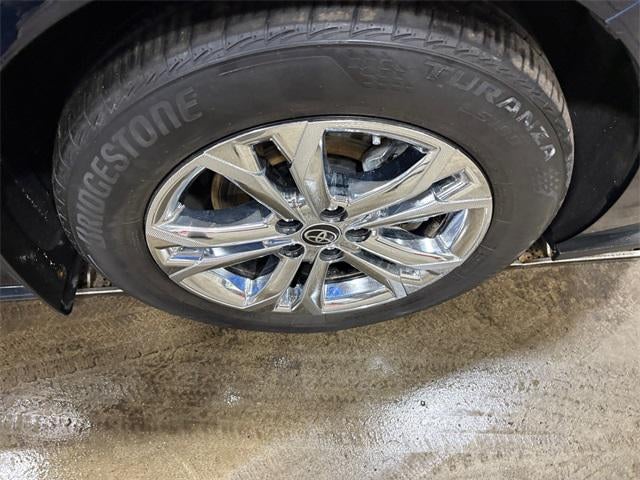 2023 Toyota Sienna XSE 7 Passenger