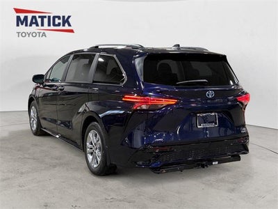 2023 Toyota Sienna XSE 7 Passenger