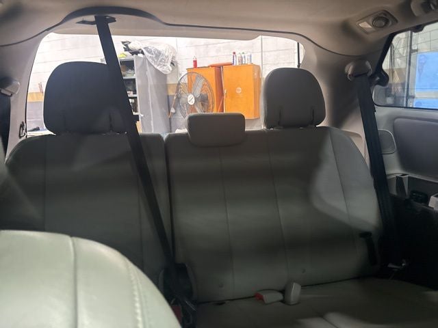 2018 Toyota Sienna Limited Premium 7 Passenger