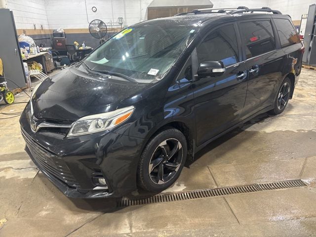 2018 Toyota Sienna Limited Premium 7 Passenger