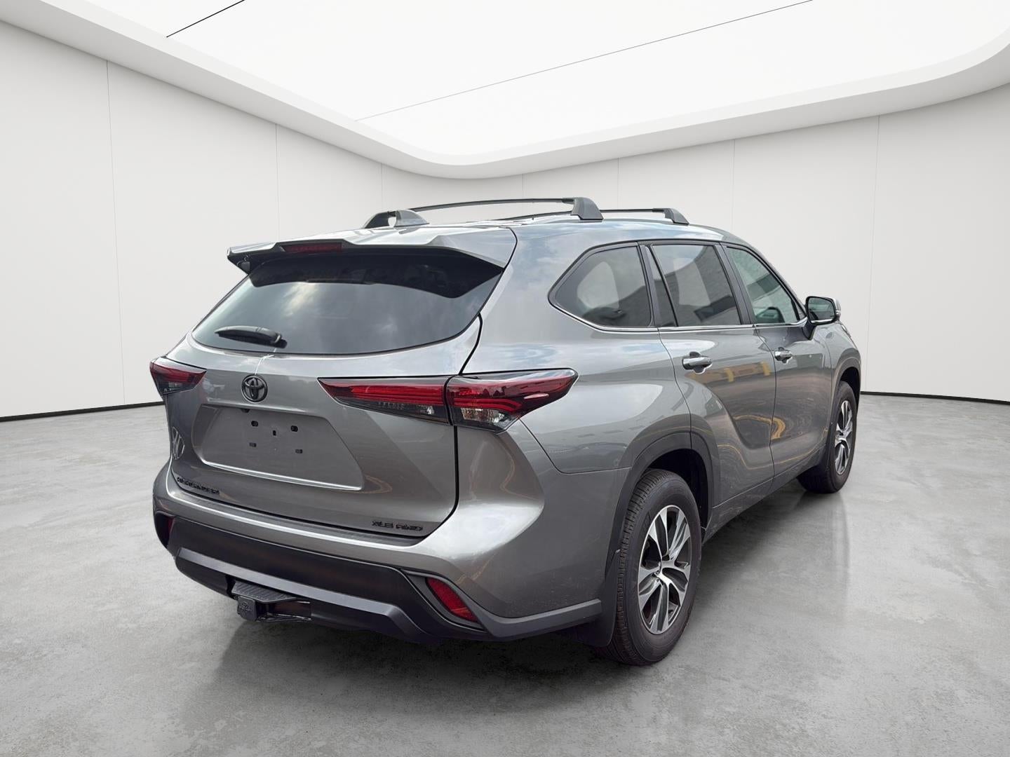 2025 Toyota Highlander XLE