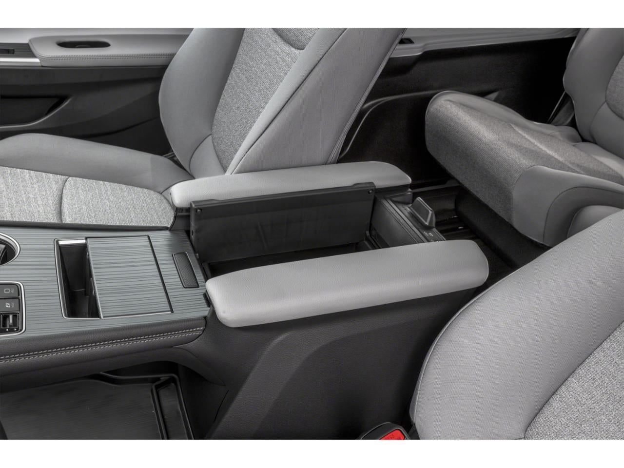 2026 Toyota Sienna LE 8-Passenger