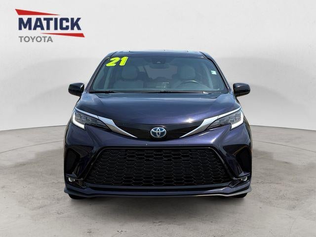 2021 Toyota Sienna XSE 7 Passenger
