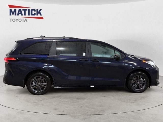 2026 Toyota Sienna XSE 7 Passenger
