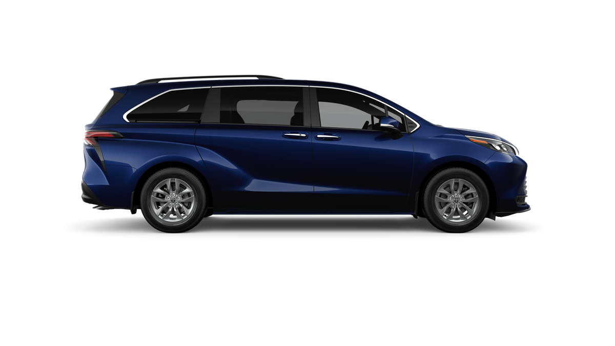 2026 Toyota Sienna XLE 7 Passenger