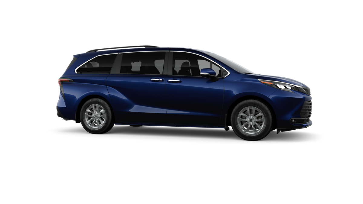2026 Toyota Sienna XLE 7 Passenger