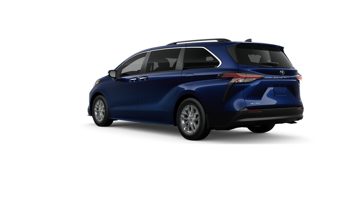 2026 Toyota Sienna XLE 7 Passenger