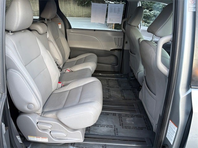 2020 Toyota Sienna XLE 7 Passenger