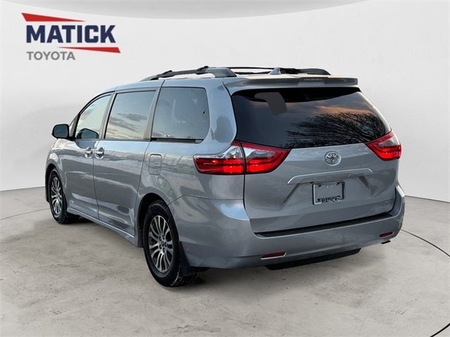 2020 Toyota Sienna Limited Premium 7 Passenger