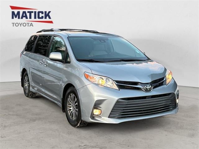 2020 Toyota Sienna Limited Premium 7 Passenger