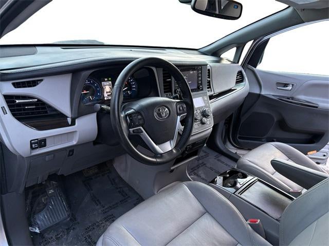 2020 Toyota Sienna Limited Premium 7 Passenger