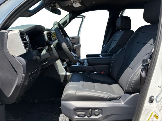 2026 Toyota Tundra SR5 - Photo 9