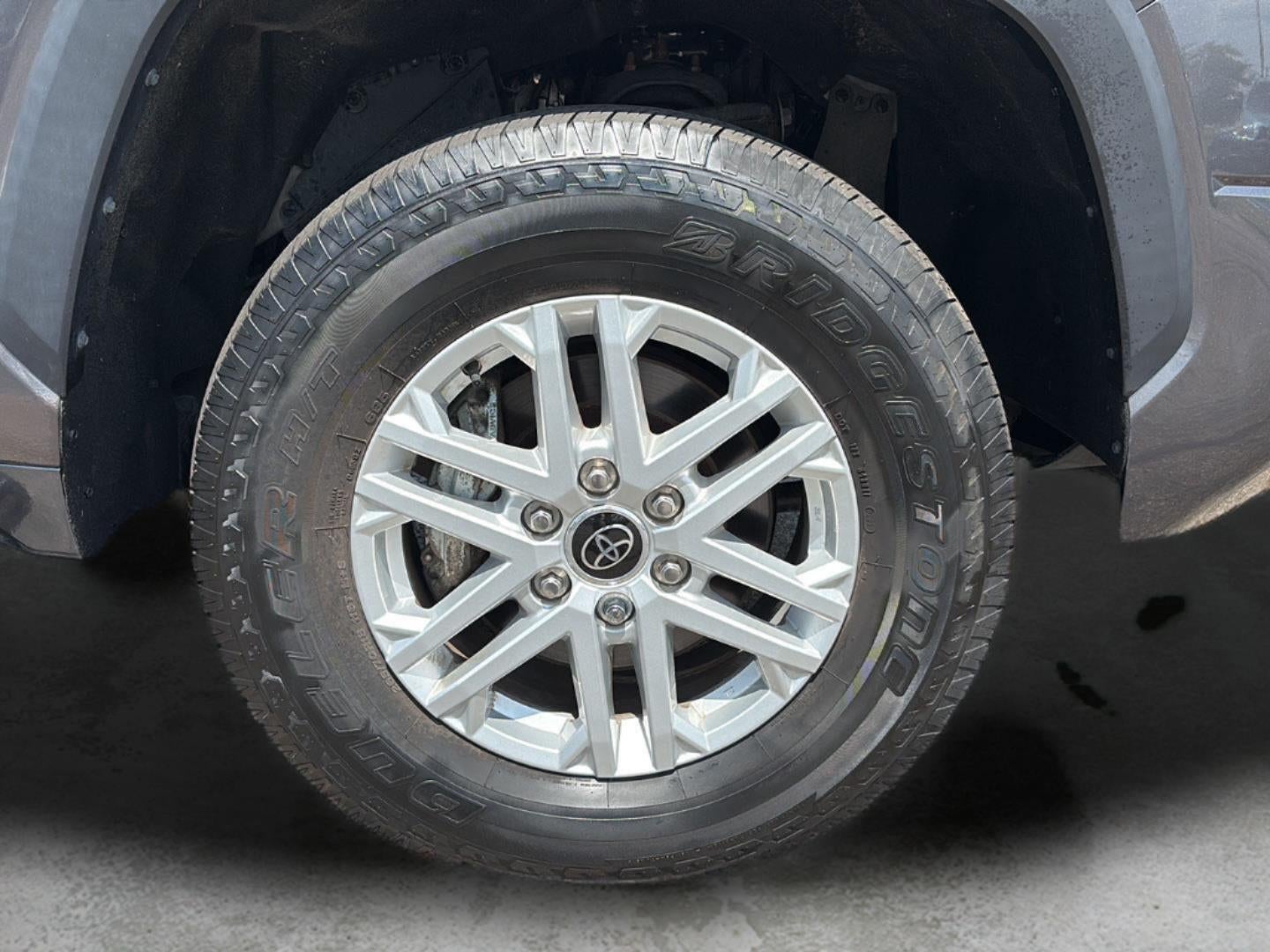 2022 Toyota Tundra SR5