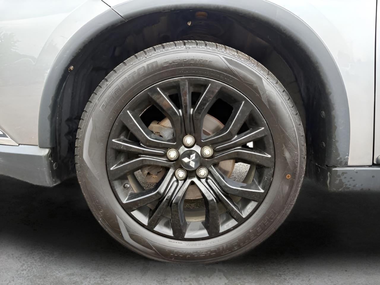 2018 Mitsubishi Outlander LE