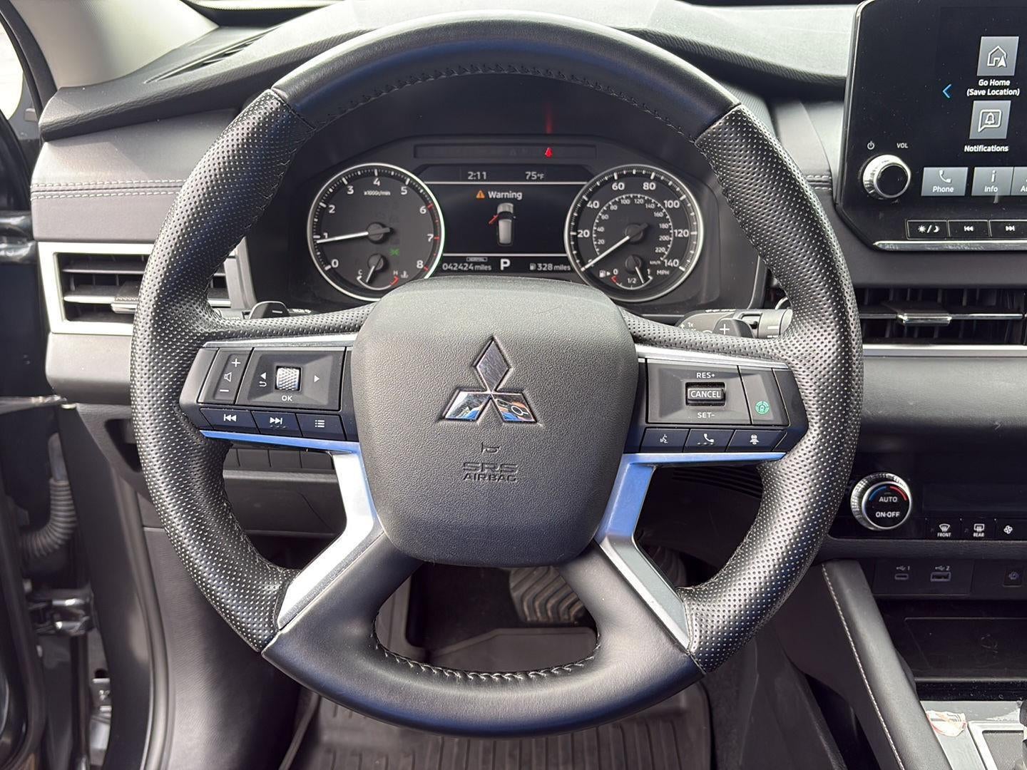 2024 Mitsubishi Outlander SE
