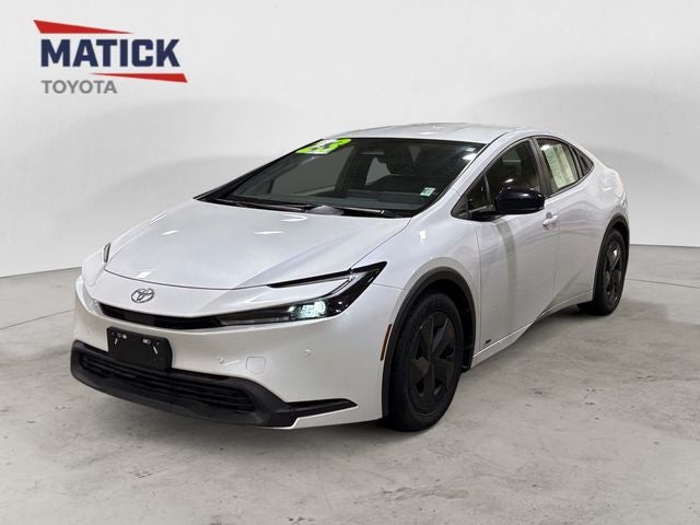 2023 Toyota Prius LE
