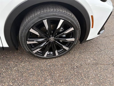 2026 Toyota Crown Platinum