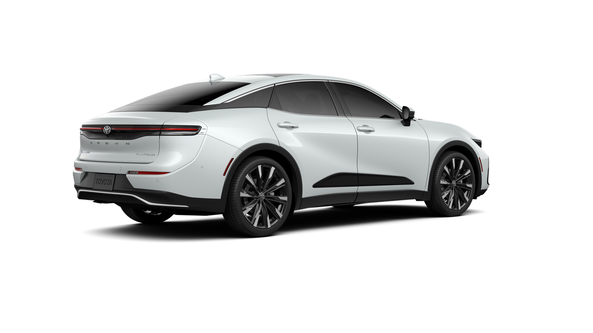 2026 Toyota Crown Platinum