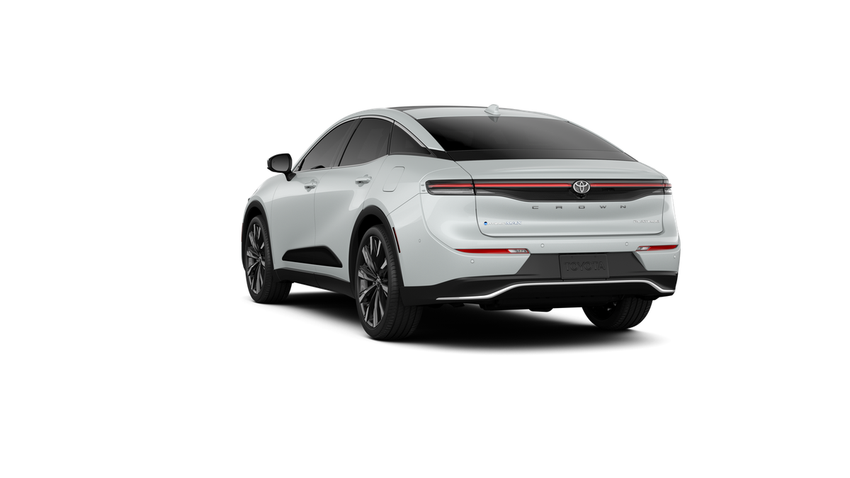 2026 Toyota Crown Platinum