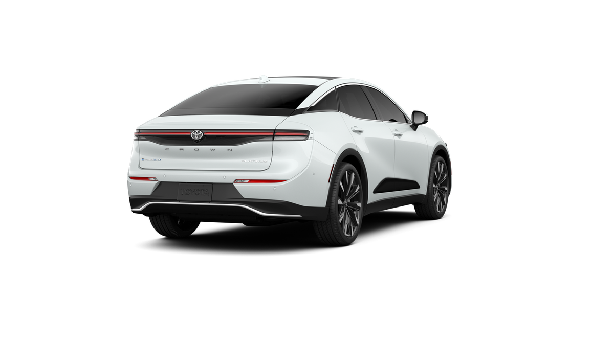 2026 Toyota Crown Platinum