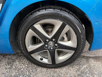 2019 Toyota Prius XLE