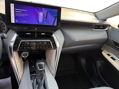 2023 Toyota Venza XLE